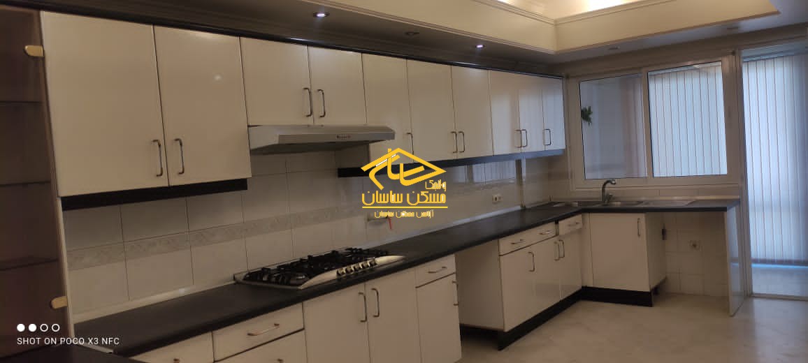 اجاره آپارتمان در محموديه ٢٤٠ متر ٣ خواب خوش نقشه تكواحدي مبله