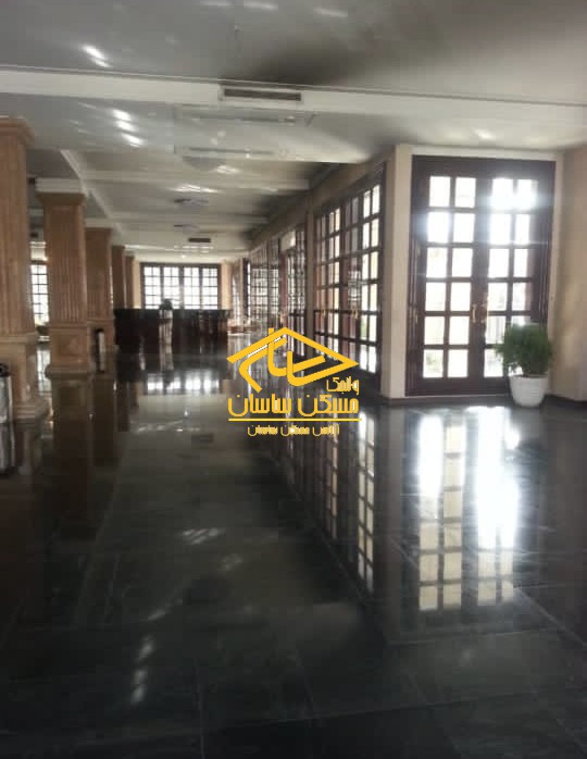 خريد دفتر كار در الهيه ١٩٠ متر ٣ خواب خوش نقشه ٦ ساله در ساختمان جم