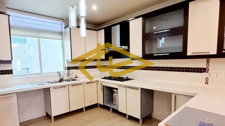 برج زعفرانیه