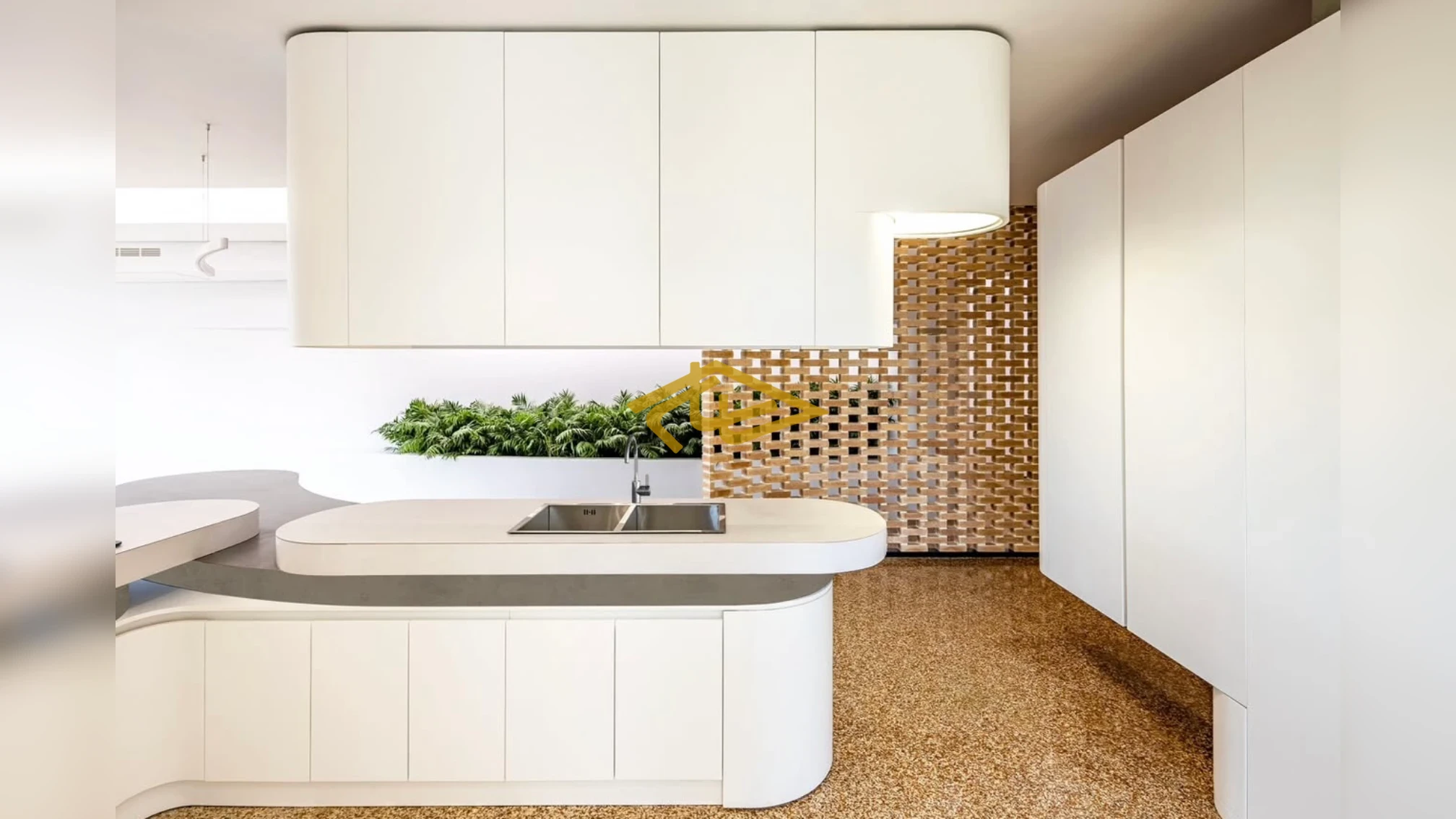 خرید آپارتمان ۲۲۷ متری ۳ خوابه مستر در زعفرانیه خیابان ثارالله | بازسازی لوکس