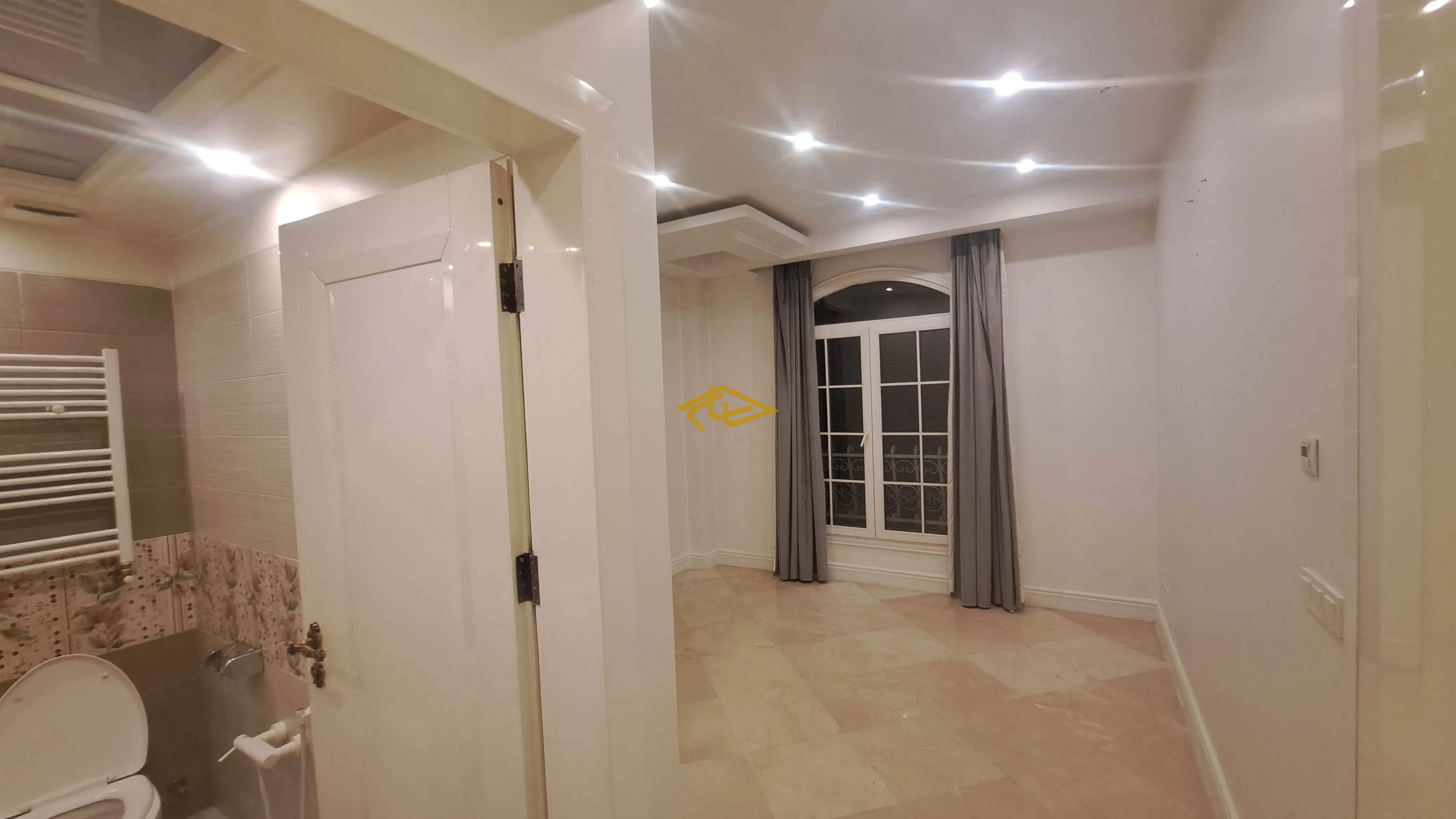 اجاره آپارتمان ۲۳۰ متری ۳ خواب مستر تکواحدی | رهن کامل ولنجک