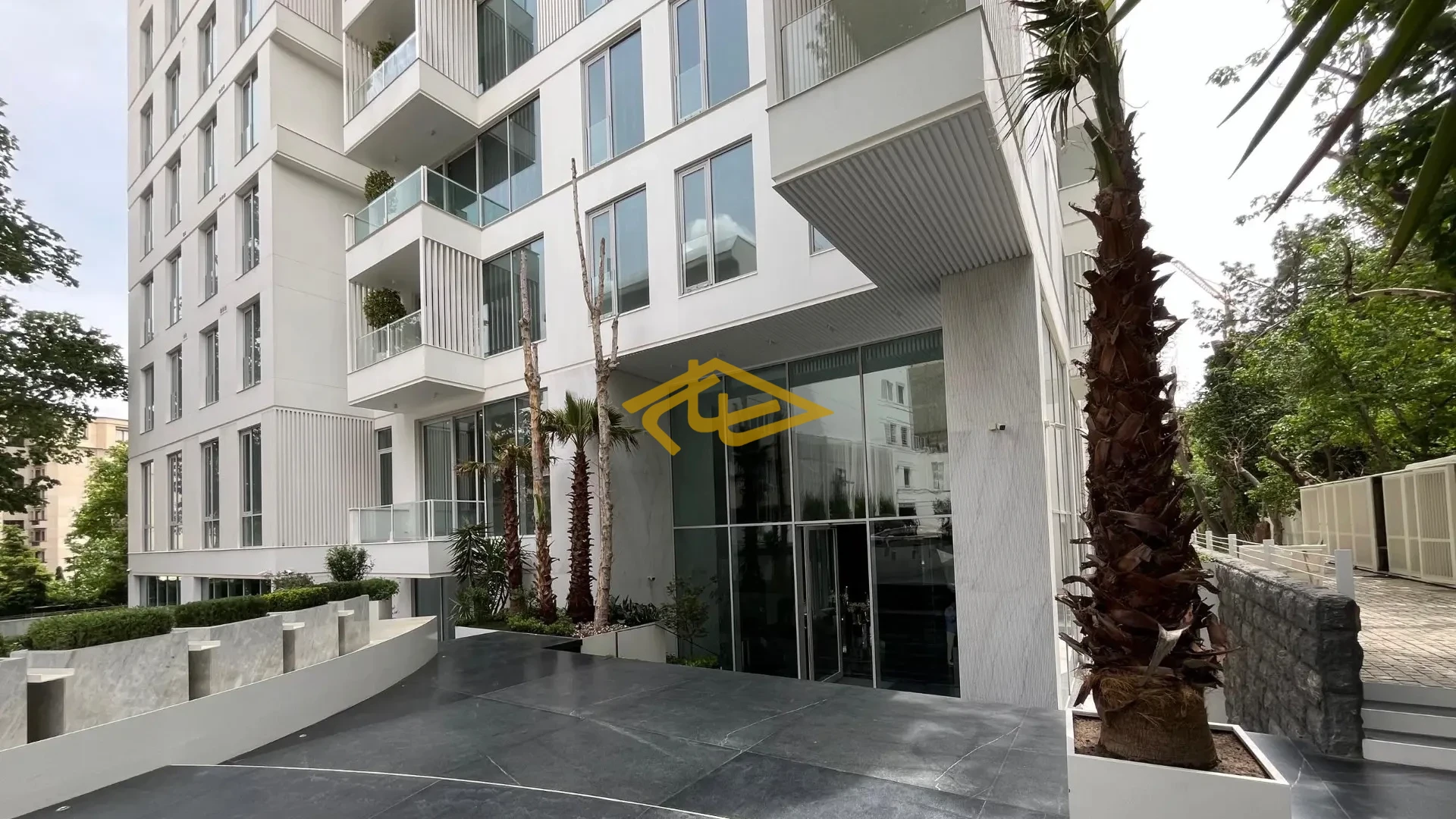 خرید و اجاره آپارتمان در پارامیس الیت گاردن باغ‌فردوس