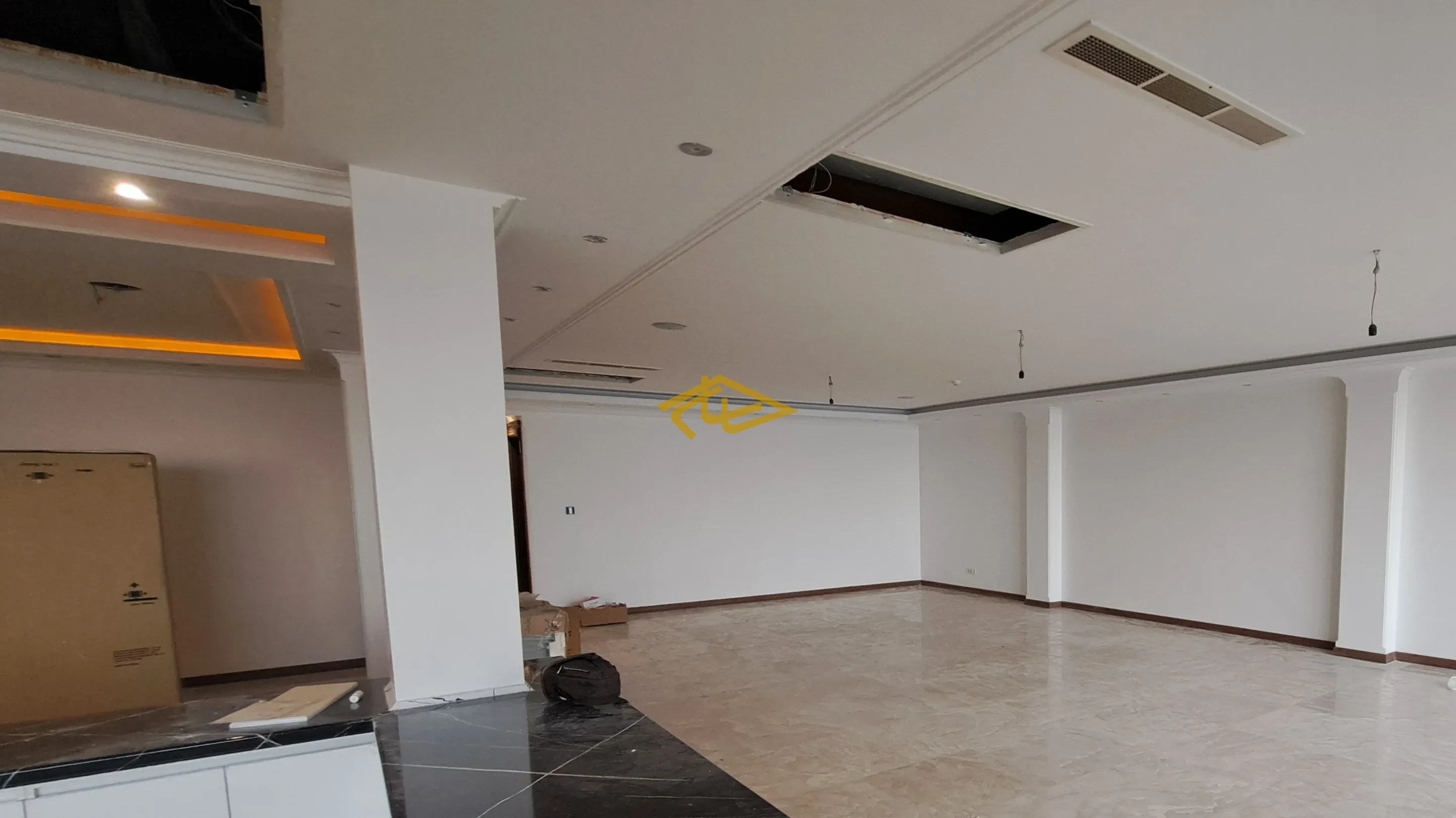 اجاره آپارتمان ۳۳۰ متری ۴ خوابه در ولنجک | رهن کامل تک‌واحدی لوکس املاک ساسان