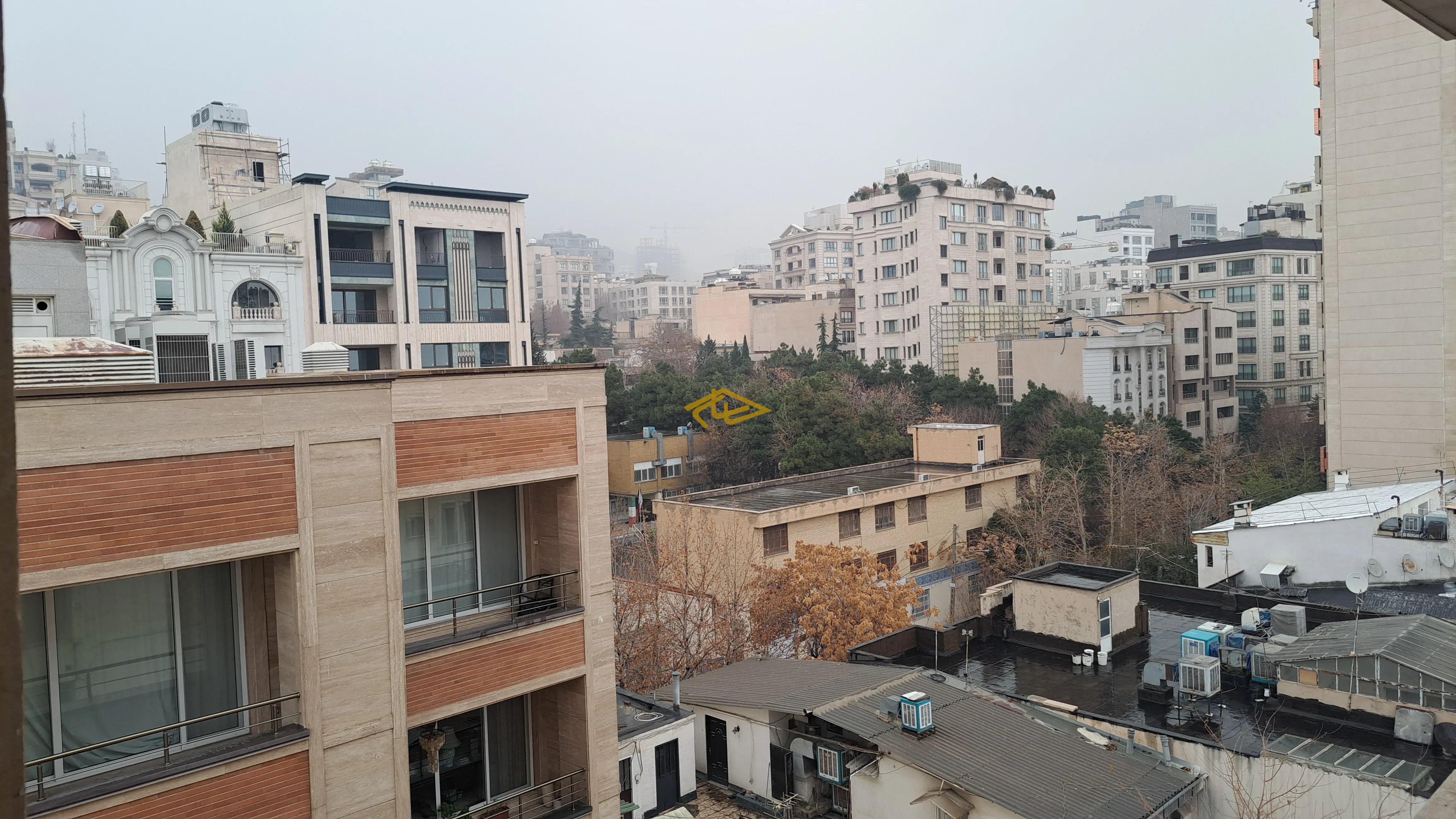 اجاره آپارتمان ۳۳۰ متری ۴ خوابه در ولنجک | رهن کامل تک‌واحدی لوکس املاک ساسان