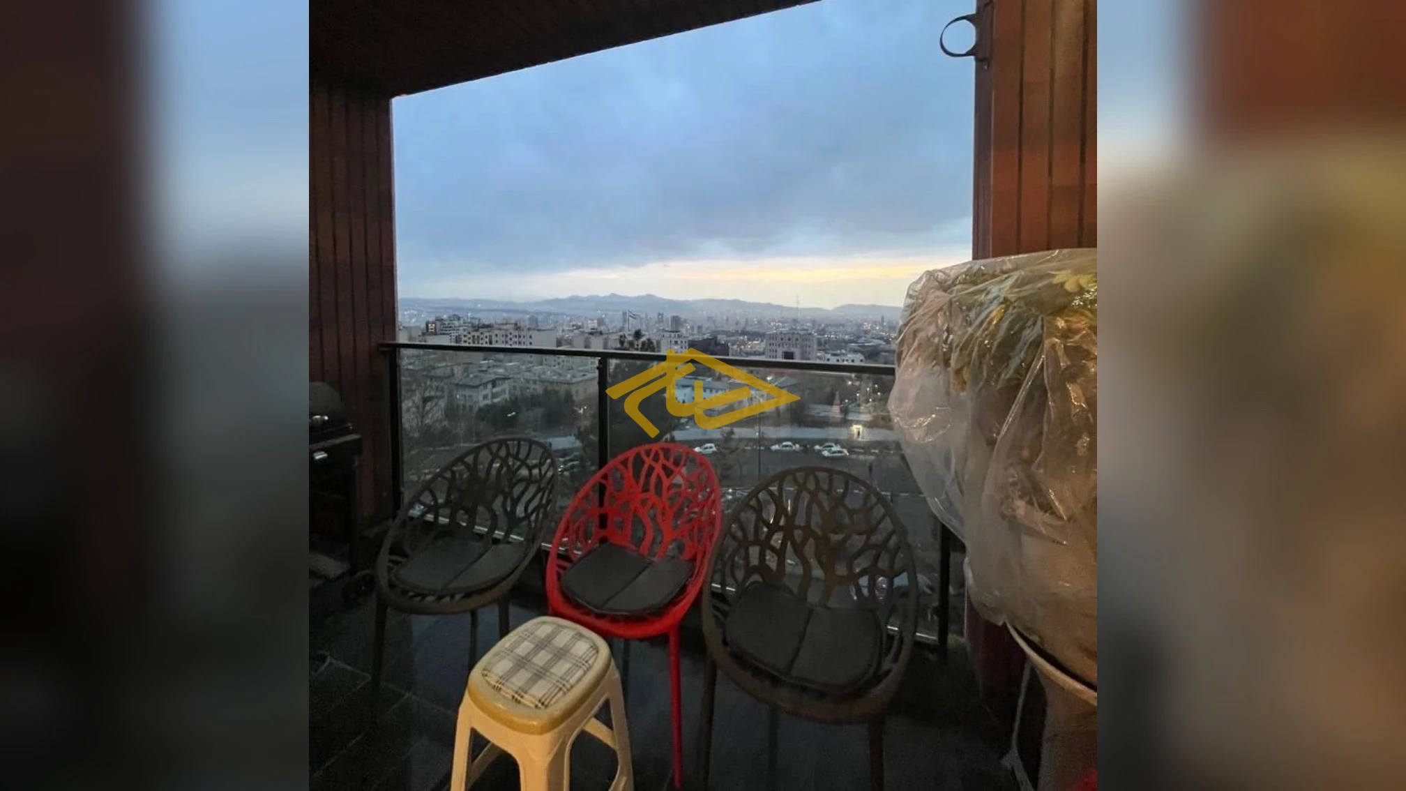 خرید آپارتمان ۱۶۰ متری ۳ خوابه در ولنجک | ویو کامل تهران | فایل خاص