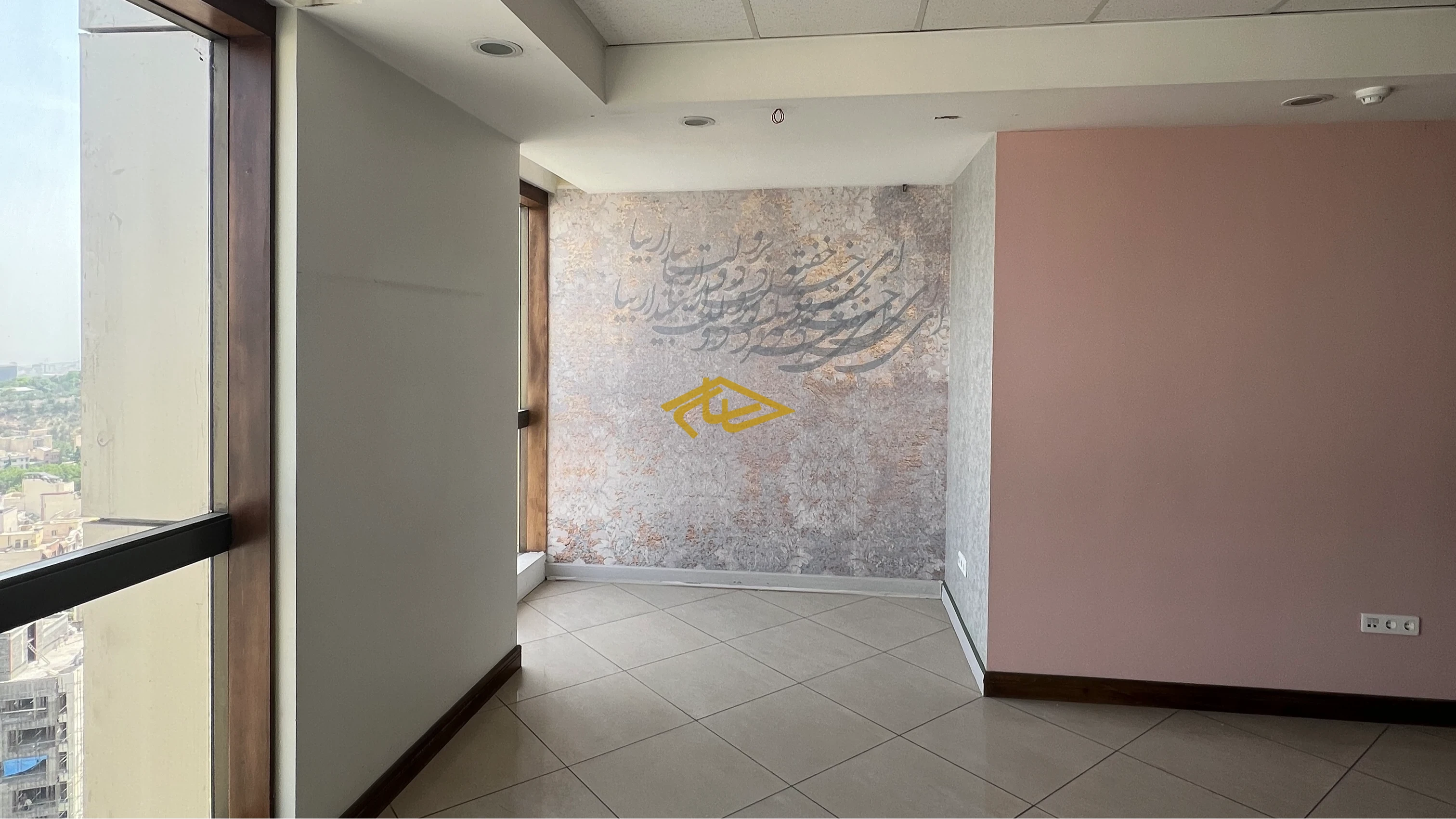 اجاره دفتر کار اداری در پالادیوم ولنجک | متراژهای مختلف از ۵۰ تا ۱۲۶ متر | املاک ساسان ولنجک