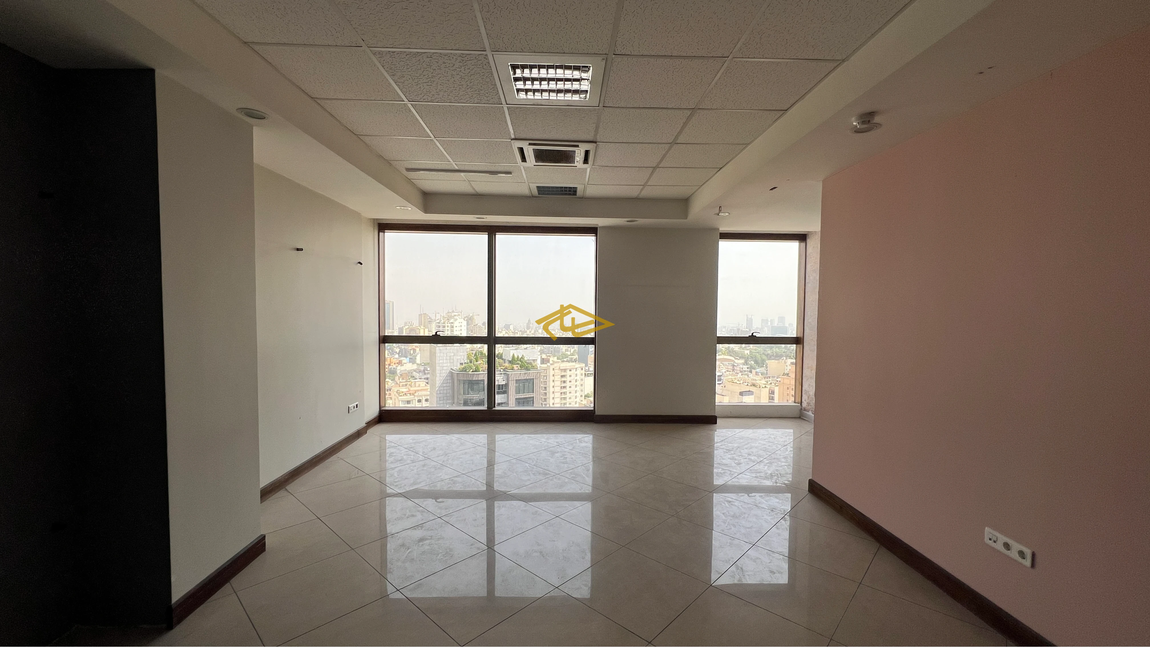 اجاره دفتر کار اداری در پالادیوم ولنجک | متراژهای مختلف از ۵۰ تا ۱۲۶ متر | املاک ساسان ولنجک