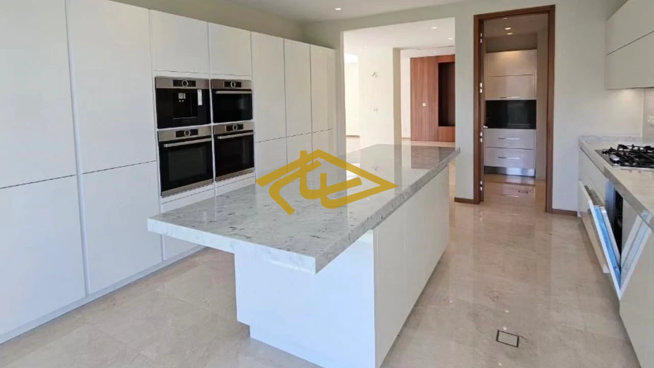 خرید آپارتمان ۴۱۰ متری لوکس و فول‌امکانات در ولنجک خیابان ساسان