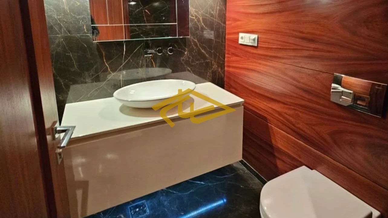 خرید آپارتمان ۴۱۰ متری لوکس و فول‌امکانات در ولنجک خیابان ساسان