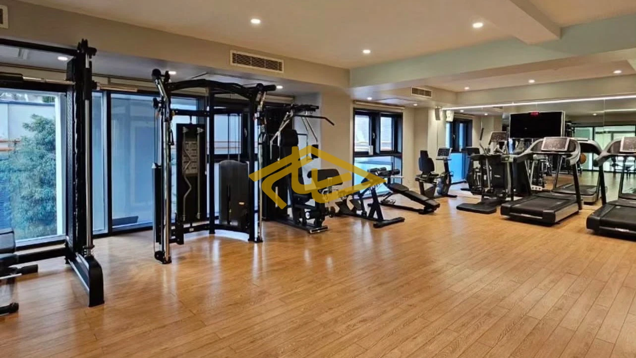 خرید آپارتمان ۴۱۰ متری لوکس و فول‌امکانات در ولنجک خیابان ساسان