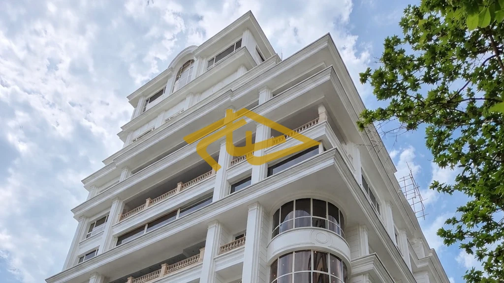 رهن و اجاره آپارتمان در سناتور پالاس زعفرانیه | ۲۳۵ متر