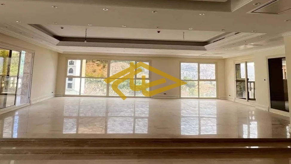 رهن و اجاره آپارتمان در سناتور پالاس زعفرانیه | ۲۳۵ متر