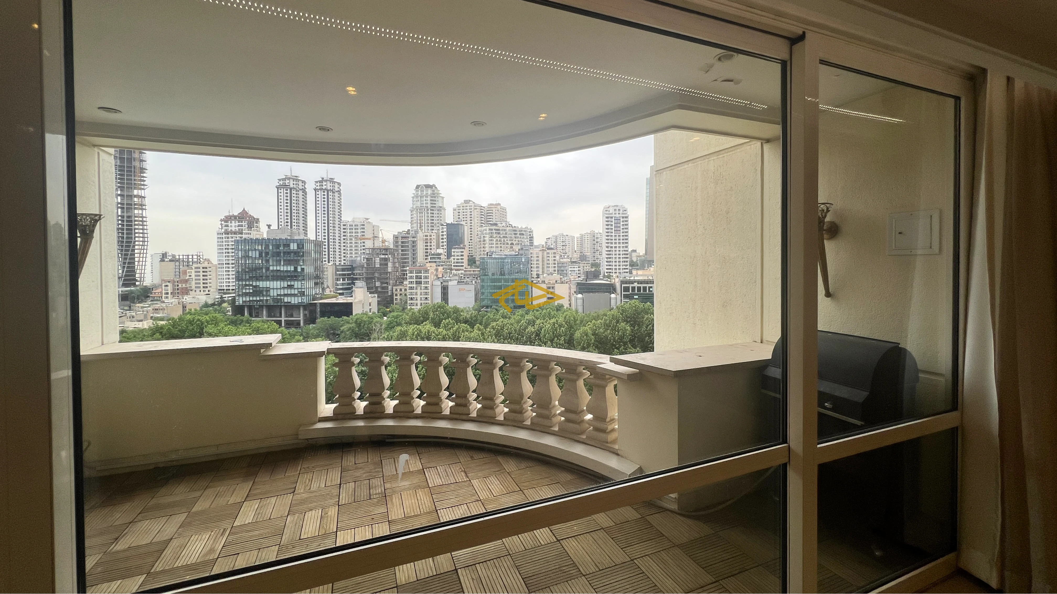 خرید آپارتمان در چناران پارک فرشته