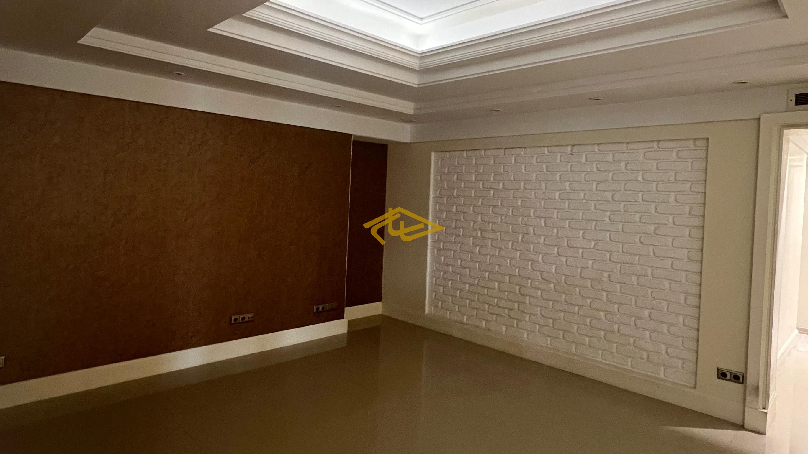 خرید آپارتمان در چناران پارک فرشته