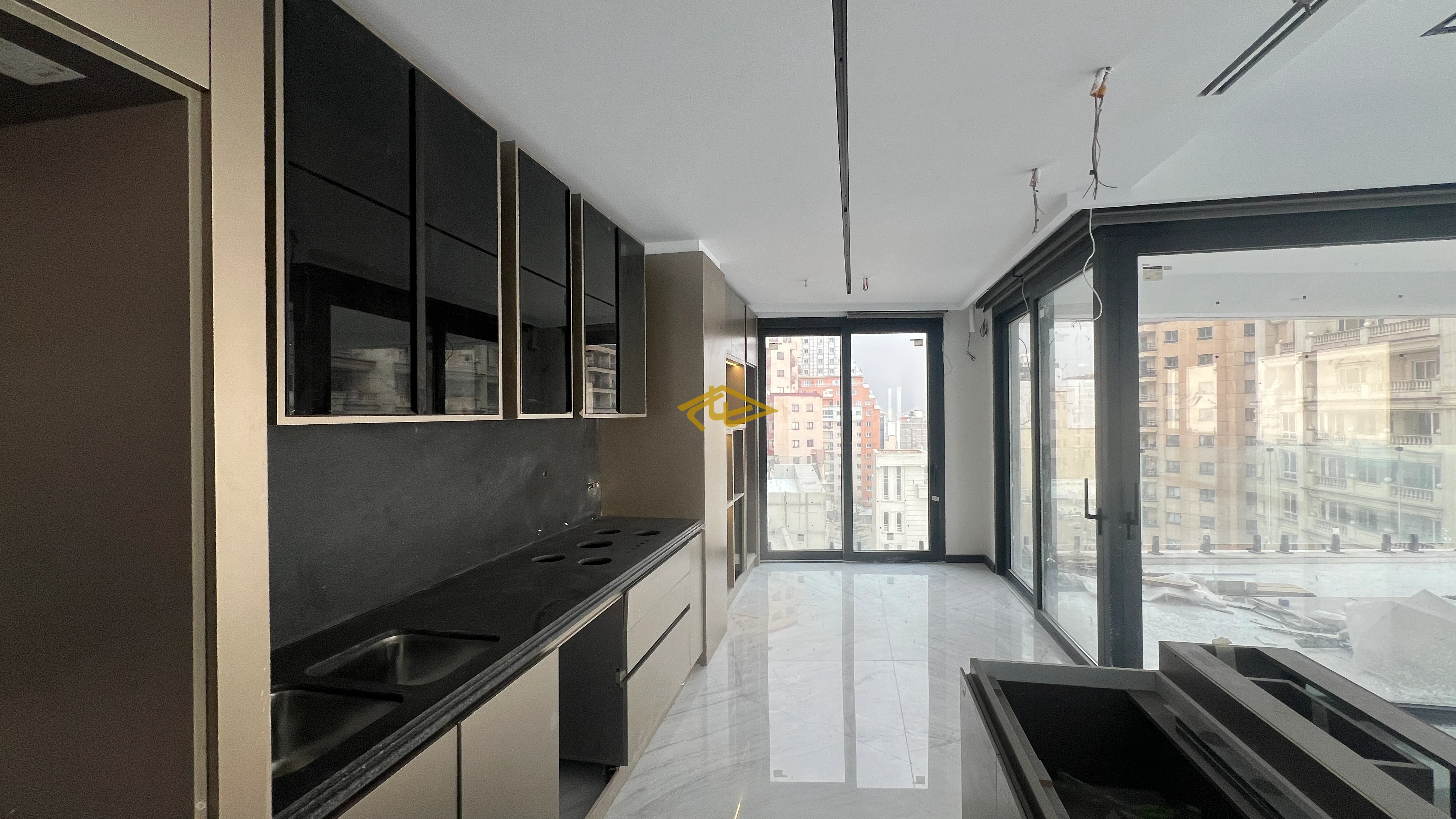 خرید آپارتمان با امکانات باورنکردنی در ولنجک | ۲۵۰ و ۳۰۰ متر