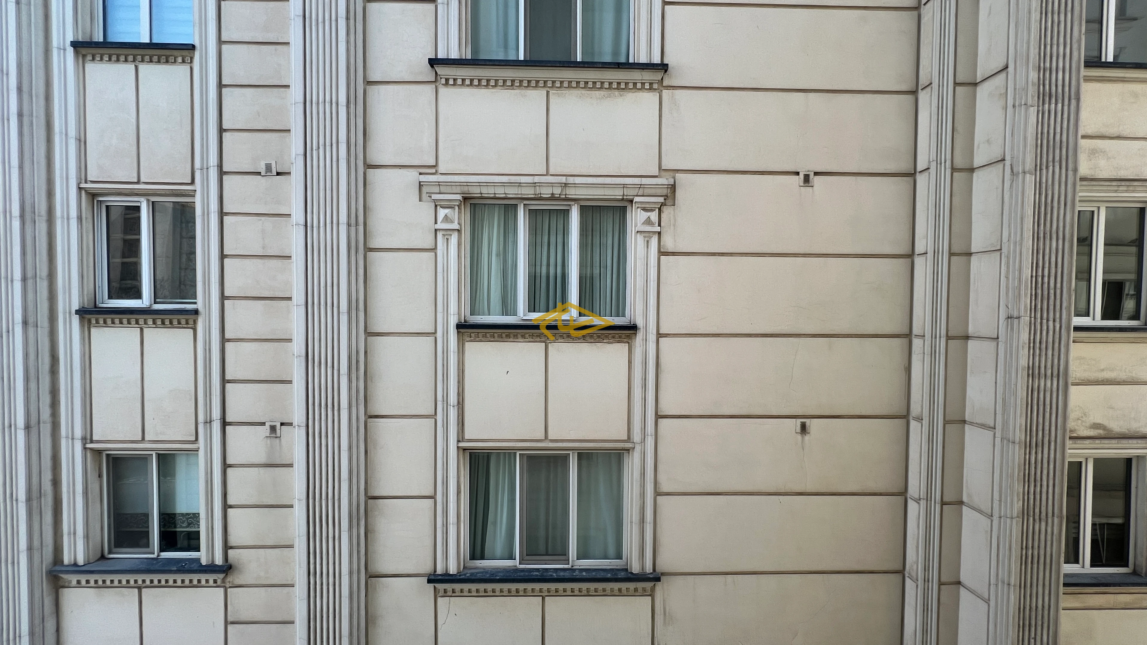 اجاره آپارتمان ۱۶۵ متری در برج پارک رویال ولنجک | ۳ خواب مستر فول امکانات