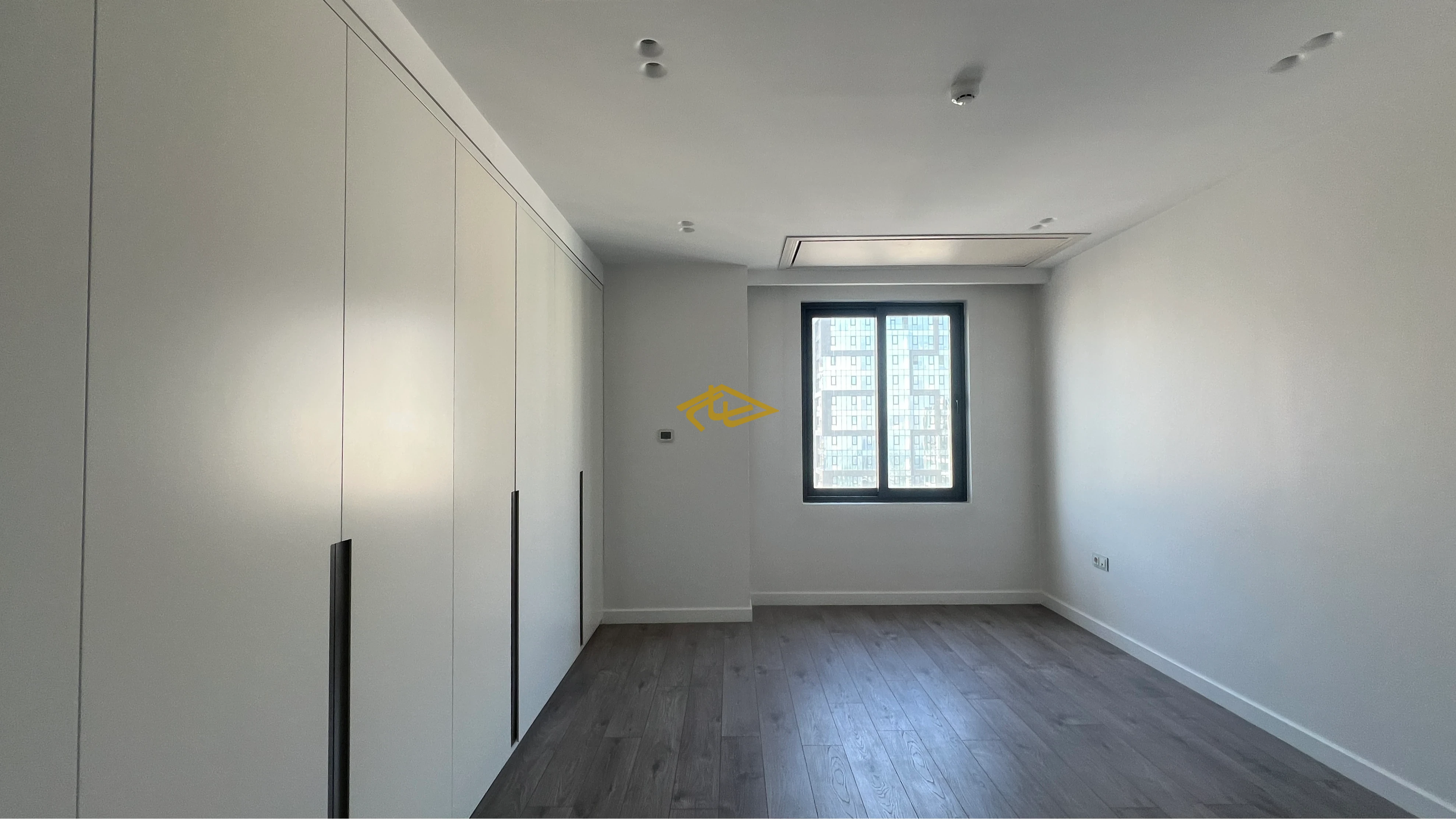 خرید پنت‌هاوس دوبلکس در ولنجک | ۴۵۰ متر