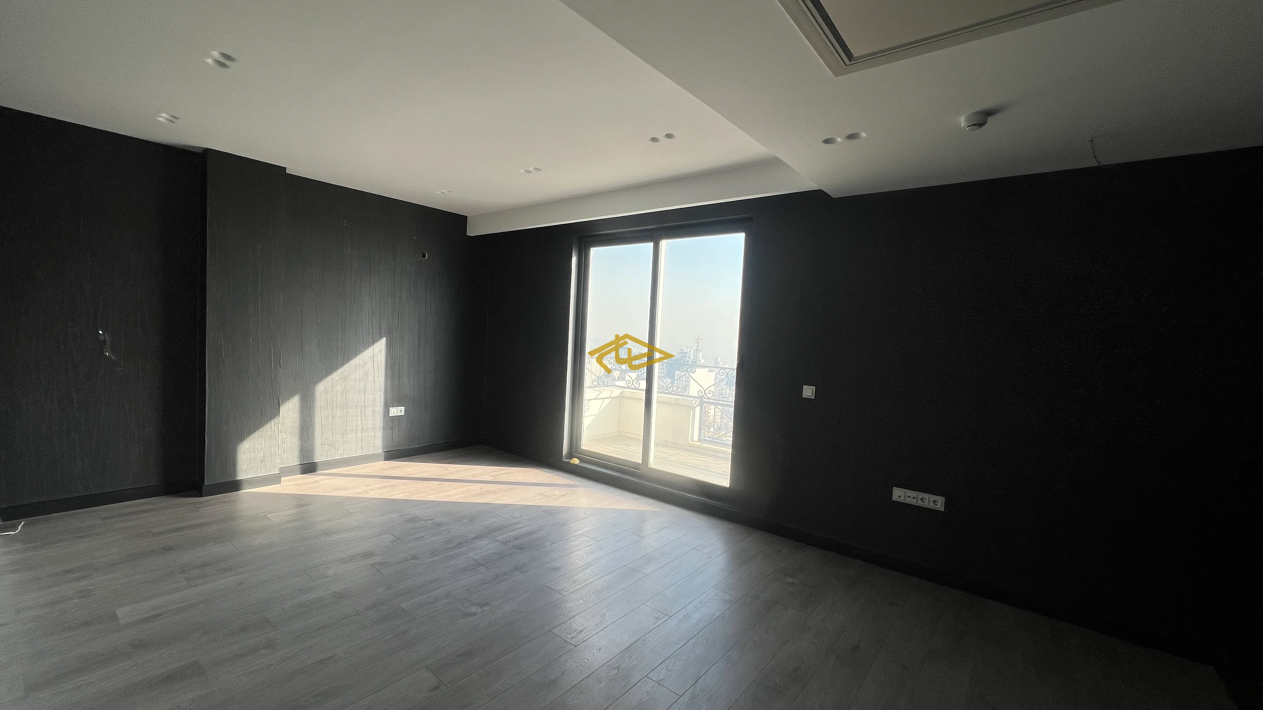 خرید پنت‌هاوس دوبلکس در ولنجک | ۴۵۰ متر