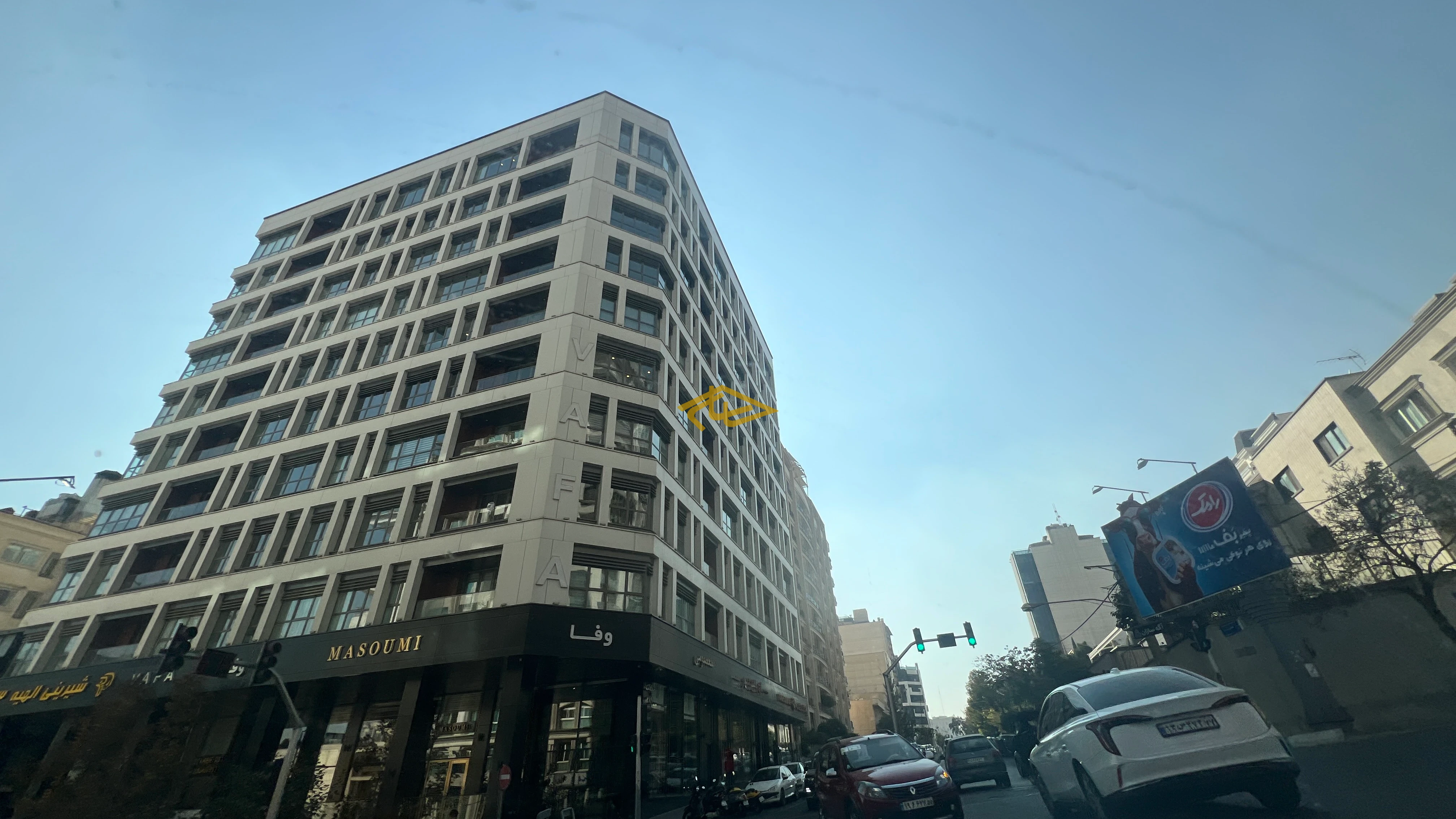 خرید، رهن و اجاره در ساختمان وفا ولنجک | واحد اداری در متراژ مختلف