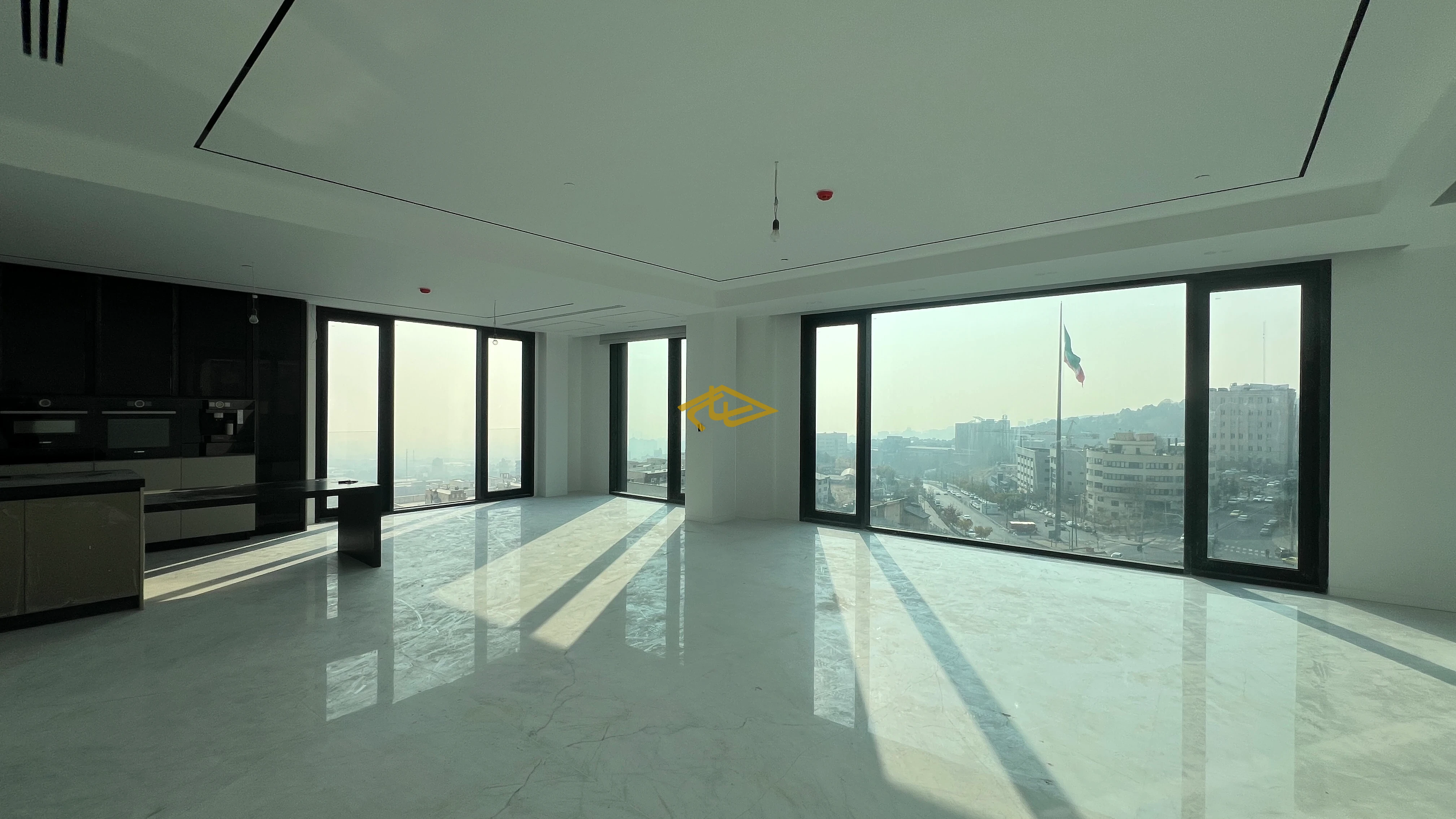 خرید آپارتمان در ساختمان ماری ولنجک | ۲۰۰ متری ۳ خواب