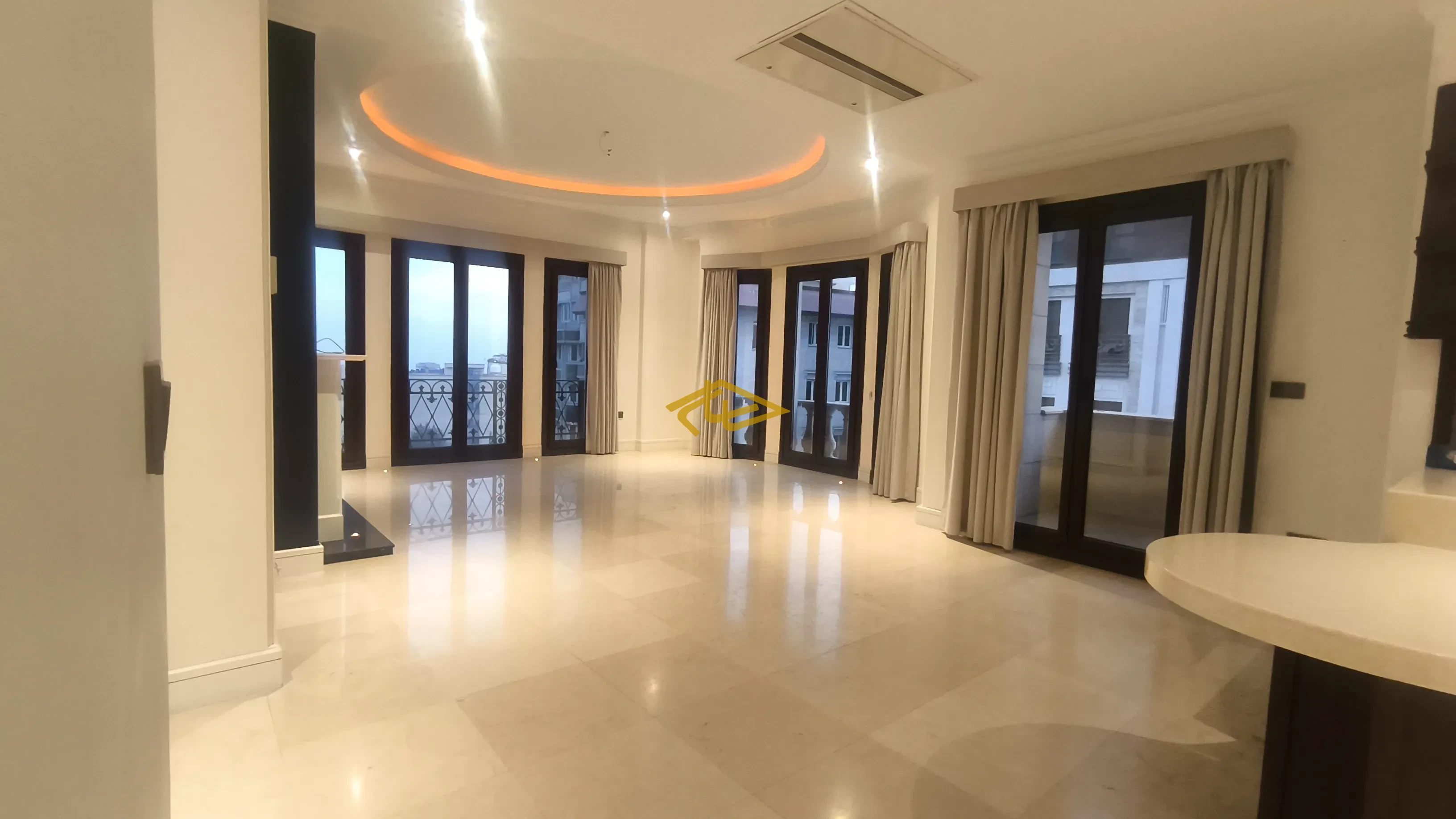 اجاره آپارتمان ۱۴۷ متری سوپرلوکس در زعفرانیه | ۳ خواب، فول امکانات