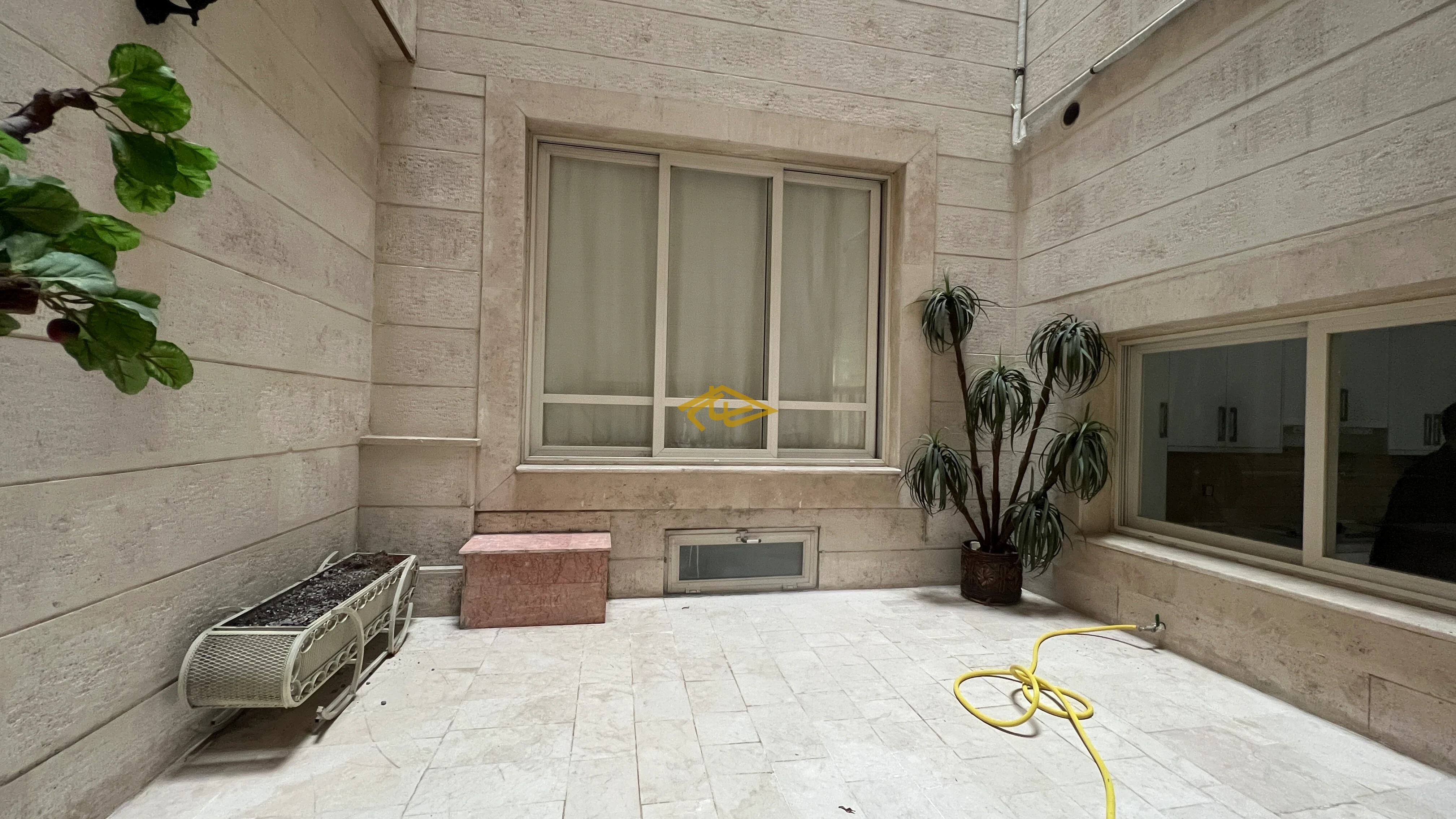 اجاره آپارتمان ۴ خواب در زعفرانیه | ۲۷۰ متر