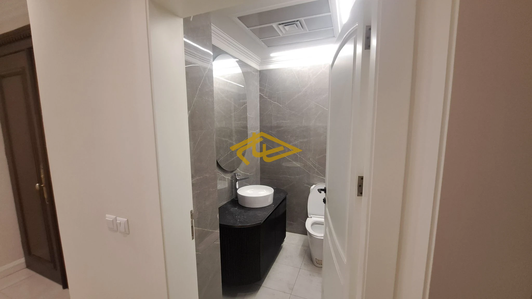 اجاره آپارتمان در زعفرانیه | ۲۹۰ متر ۴ خواب سوپر لوکس