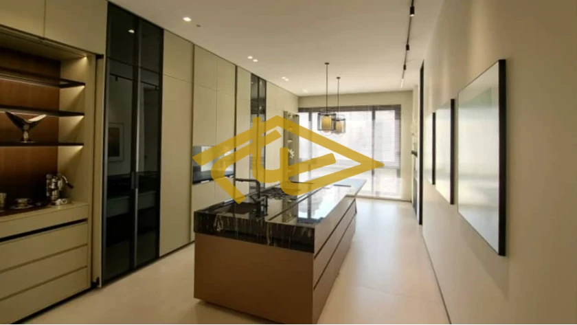 خرید آپارتمان ۵۳۰ متری در زعفرانیه | بازسازی سوپر لوکس