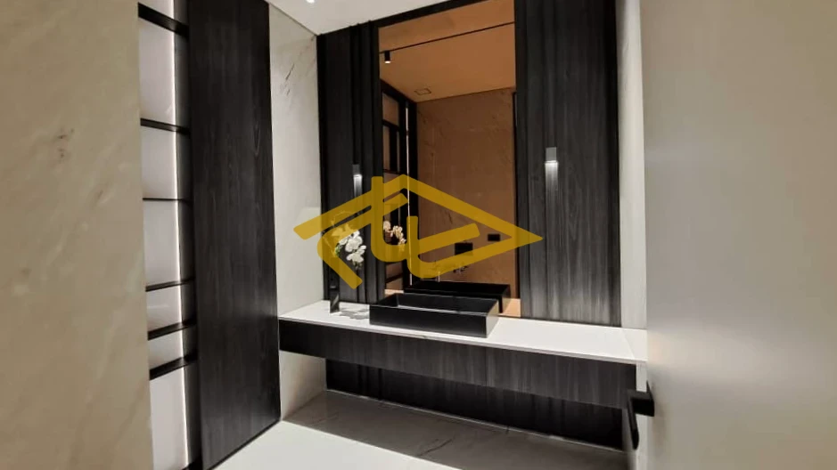 خرید آپارتمان ۵۳۰ متری در زعفرانیه | بازسازی سوپر لوکس