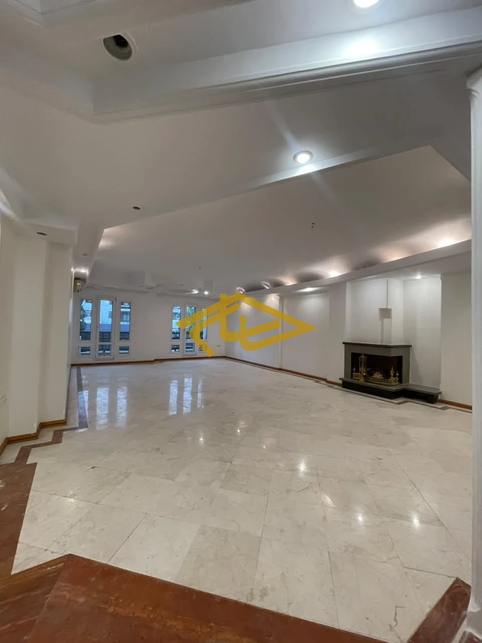 خرید آپارتمان زعفرانیه خیابان جامی