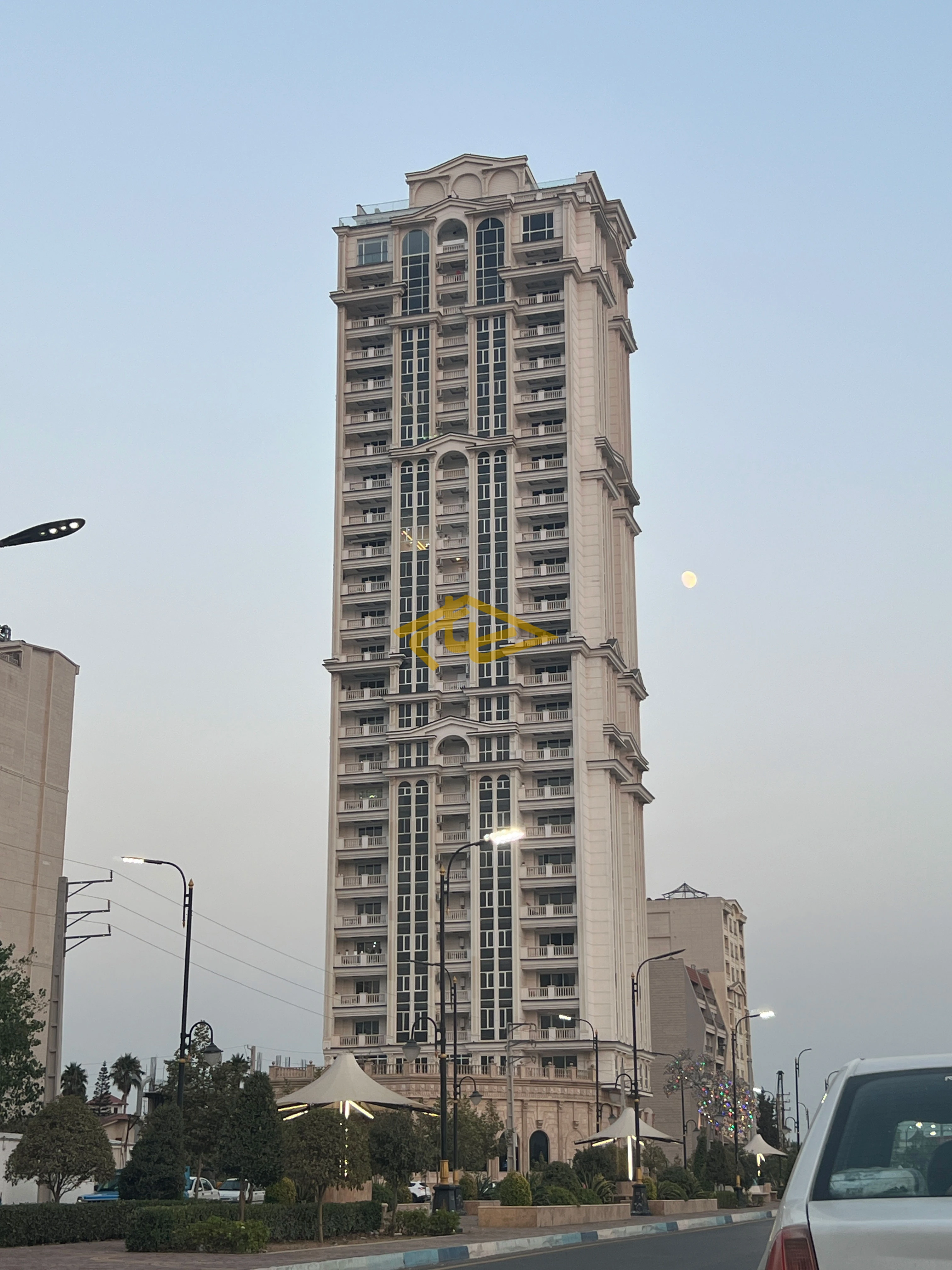 برج سفید سرخرود