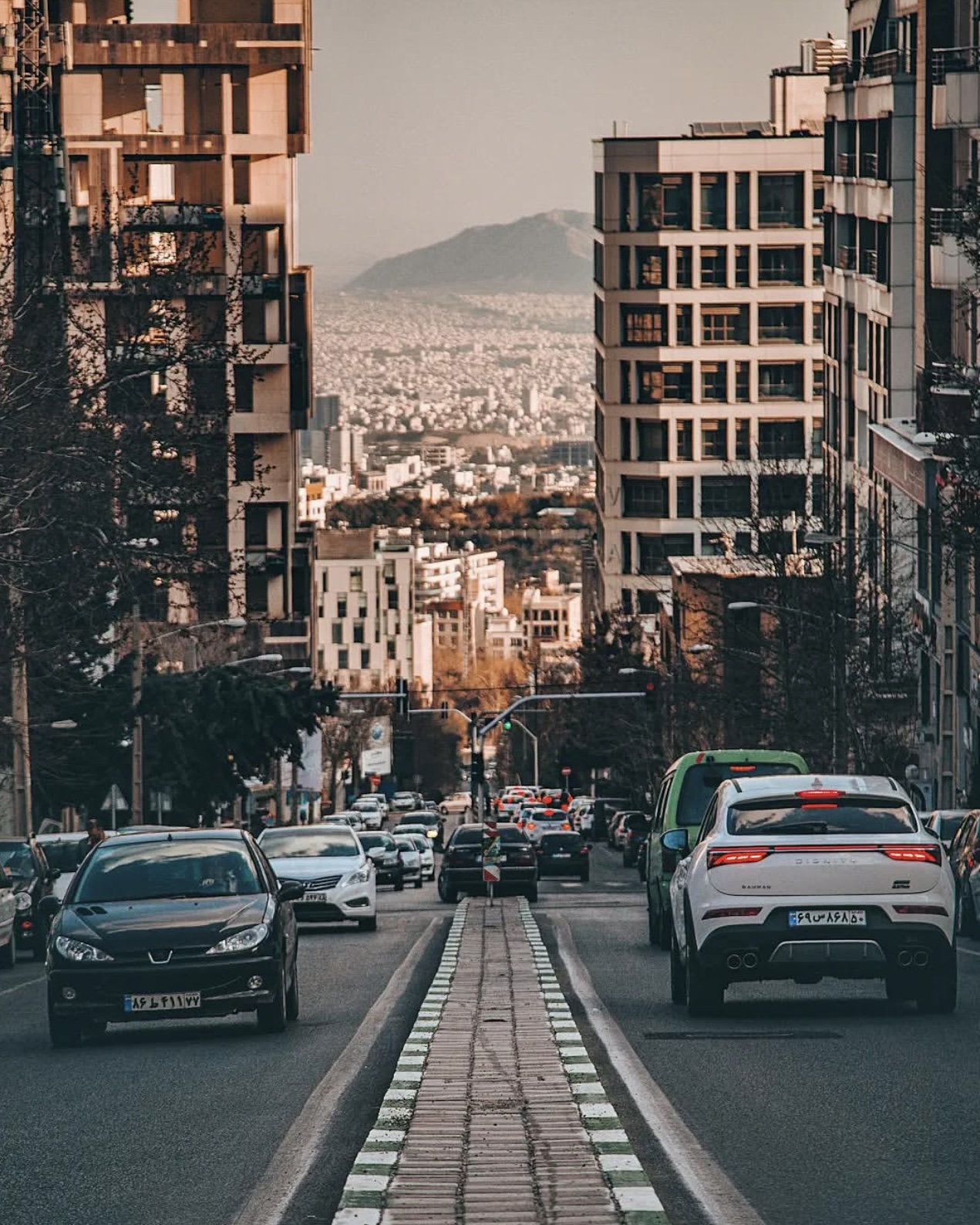 خیابان ولنجک تهران