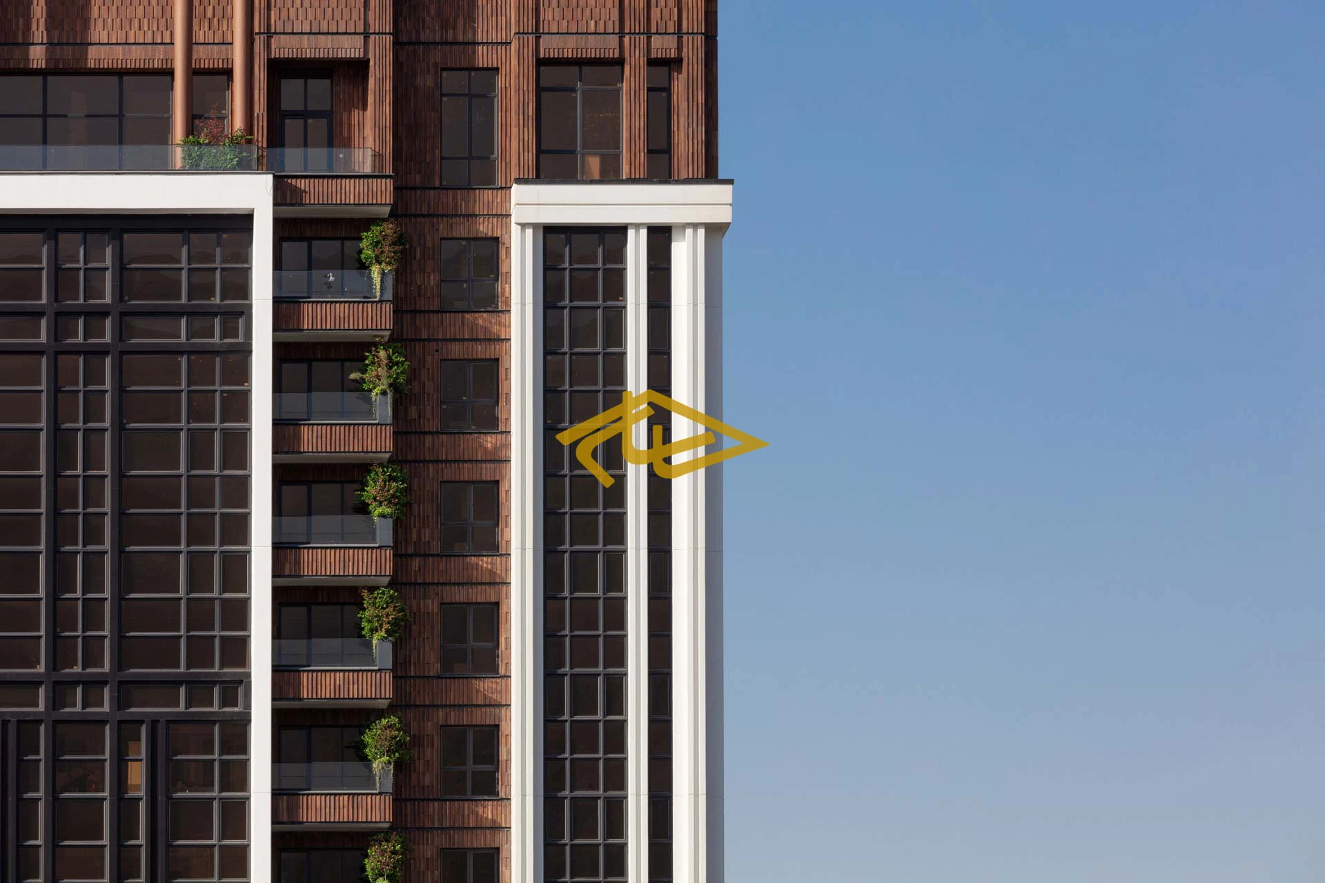 برج کوروش درکه