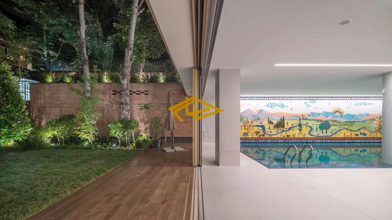 استخر پلاک 18 کوهیار