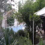 اجاره آپارتمان در ولنجك ١٧١ متر ٣ خواب خوش نقشه كم واحد تكواحدي  بازسازي شده دسترسي عالي داراي حياط ٤٠٠ متري مناسب كار و سكونت