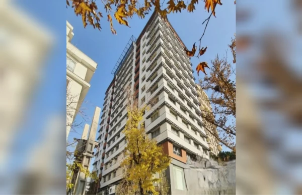 خرید دفتر کار در زعفرانیه | واحد اداری لوکس ۱۳۵ و ۱۴۰ متری در برج مدرن