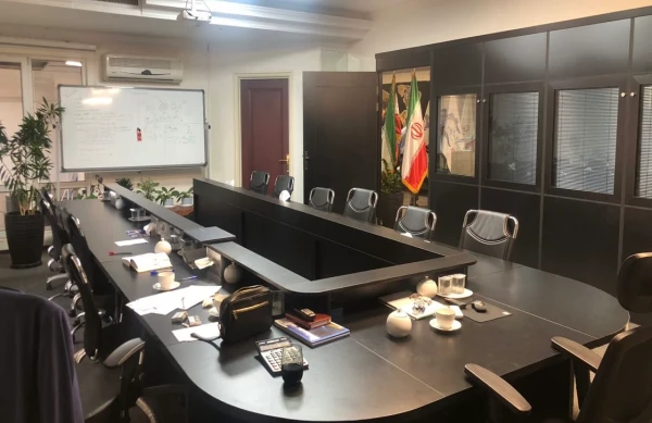 رهن و اجاره دفتر کار ۲۷۰ متری در ولنجک | خیابان ساسان